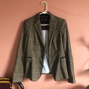 cute flattering blazer